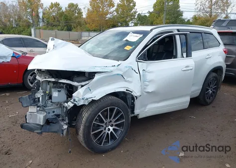 2018 Toyota Highlander Se from USA, damaged, VIN 5TDJZRFH2JS497482